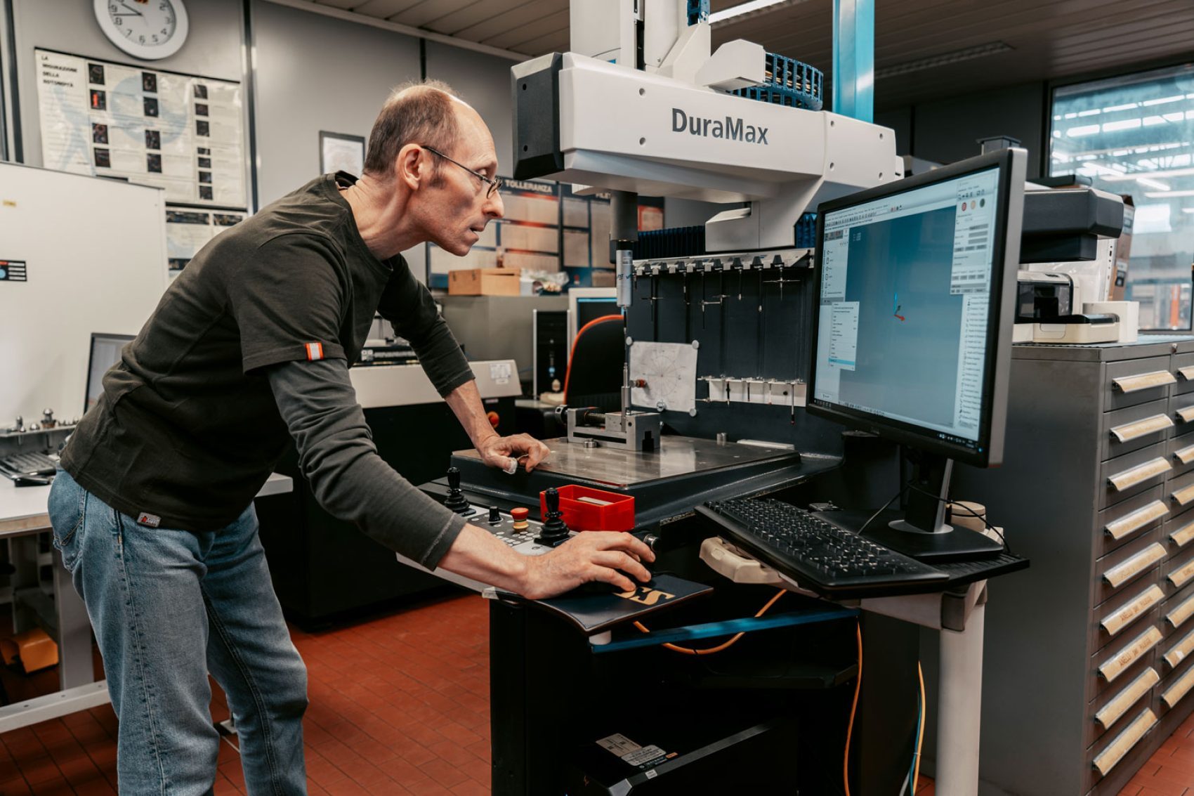 Dal Prototipo alla Produzione in Serie: come il reverse engineering e la prototipazione CNC rispondono alle esigenze dell’automotive