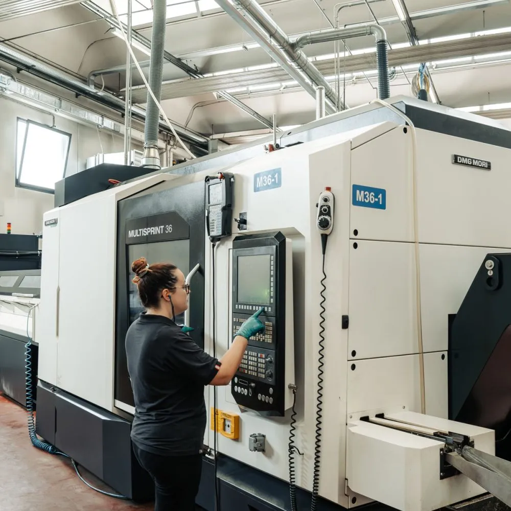 Precision automatic turning with DMG Mori Multisprint 36 multi-spindle lathe Sarbo